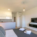 Polai Boutique Apartments With Free Parking